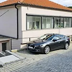 Kamarin Buzdohanj