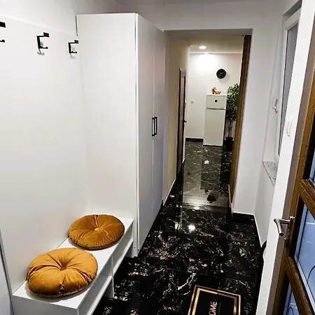 Kamarin Apartman