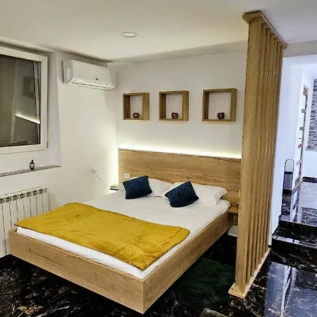 Kamarin Apartman Buzdohanj